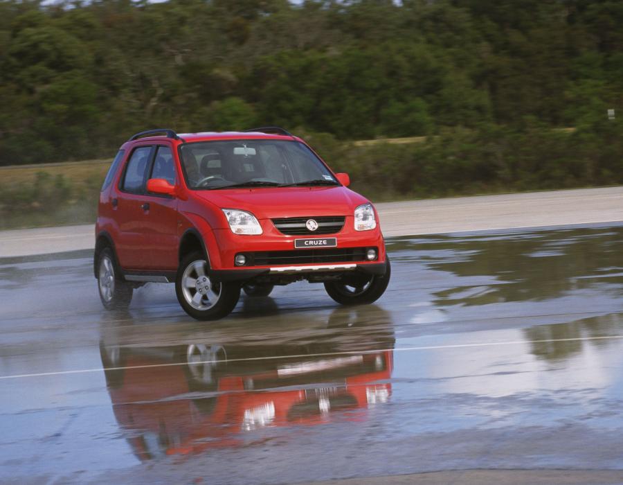  Holden Cruze 2002 года  (фото 15 из 76)